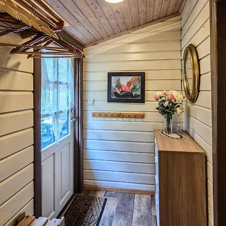 In With House Sea View *